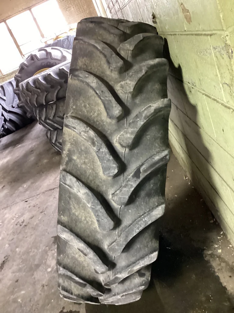 Used 420/85R34 147B Firestone Radial All Traction DT TL R-1W 65-70% image 2
