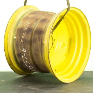 USED 20 X 26 8-8-6 IMPLEMENT W/ BACKER PLATE YELLOW WHEEL