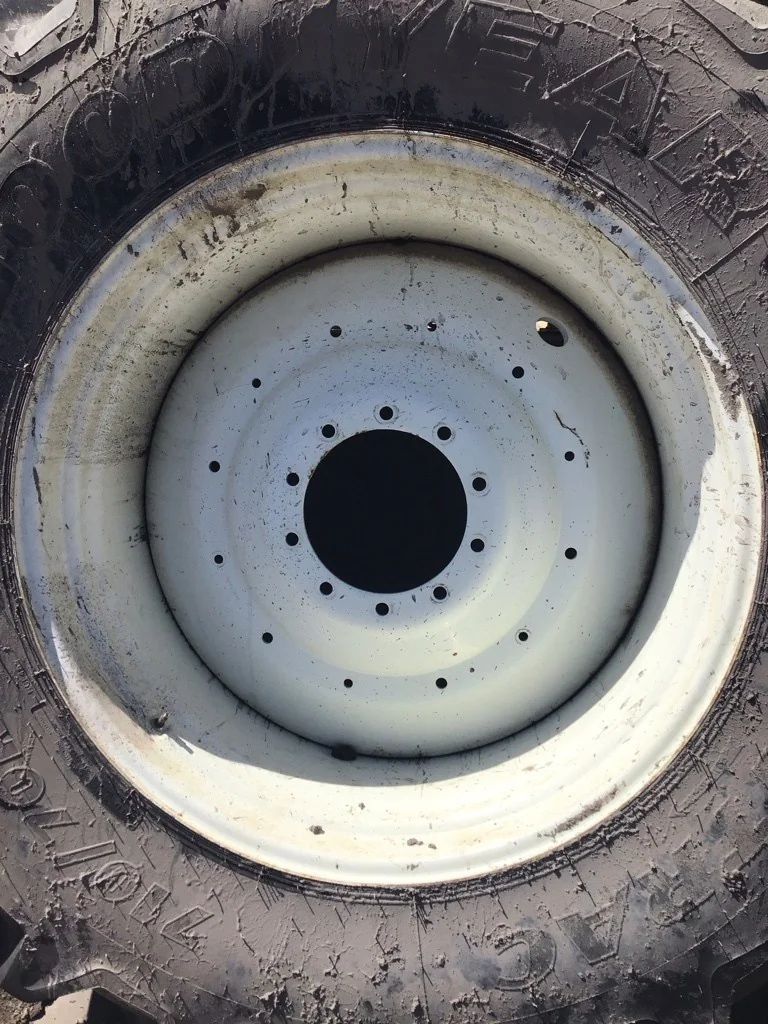 Used 710/70R42 173D Goodyear Optitrac TL R-1W 90-95% On 23 x 42 10-13.19-11.07 Titan Wheel NH White image 8