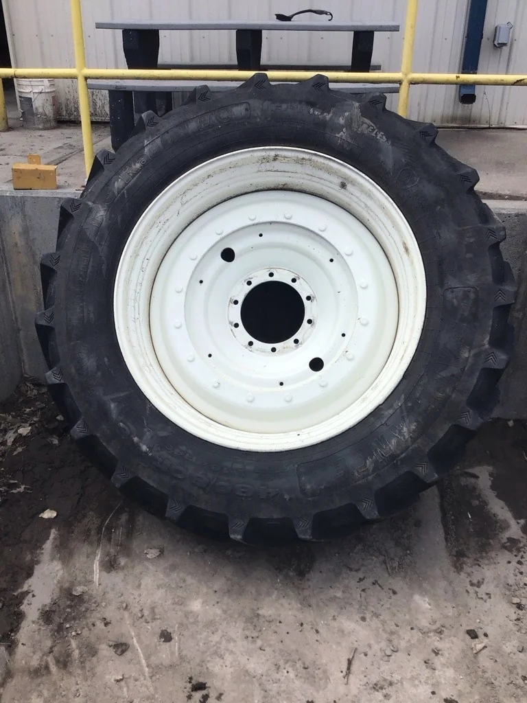 Used 480/80R46 158A8 Alliance Farm Pro TL R-1W 85-90% On 16 x 46 (10-13.19-11.07) R&R/ Disc