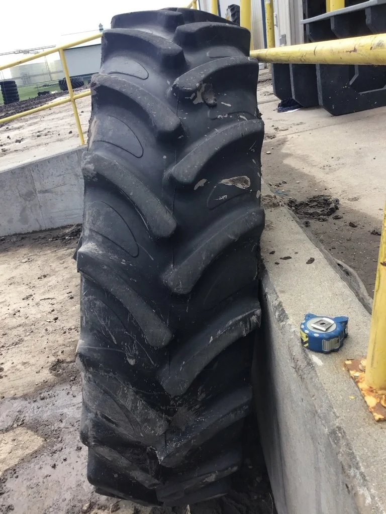 Used 480/80R46 158A8 Alliance Farm Pro TL R-1W 85-90% On 16 x 46 (10-13.19-11.07) R&R/ Disc image 6