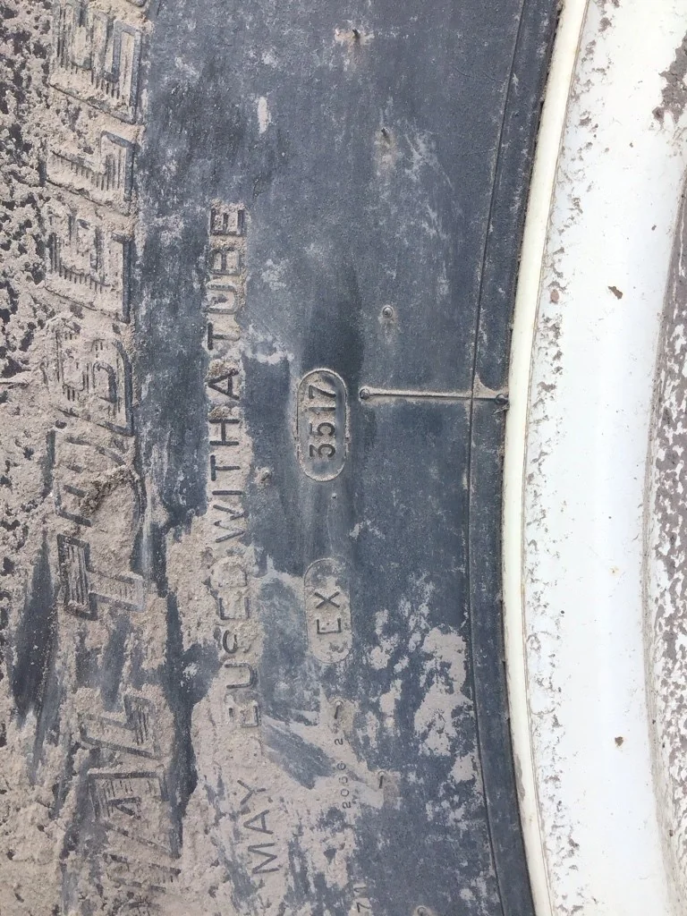 Used 480/80R42 156A8 Michelin Agribib TL R-1W 85-90% On 16 x 42 (8-10.82-8.78) R&R/Disc GKN image 4