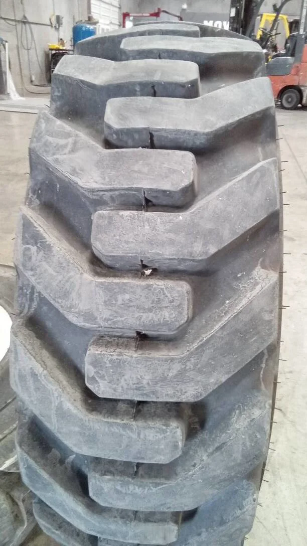 Used 12.5/80-18 10PLY Galaxy Beefy Baby TL I-3 80-85% On 9 x 18 (6-11.220-9.853) Solid Wheel image 2
