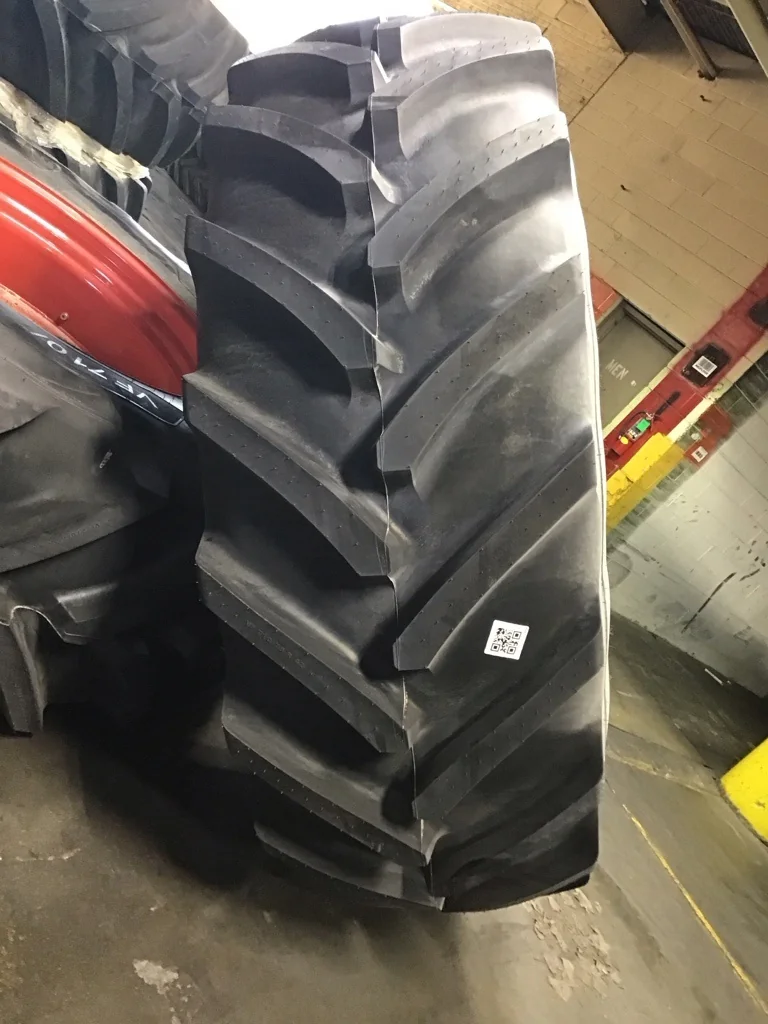Take-Off VF710/75R42 184D Michelin AxioBib 2 TL R-1W 95-100% on 25 x 42 10-13.19-11.07 Dual image 2