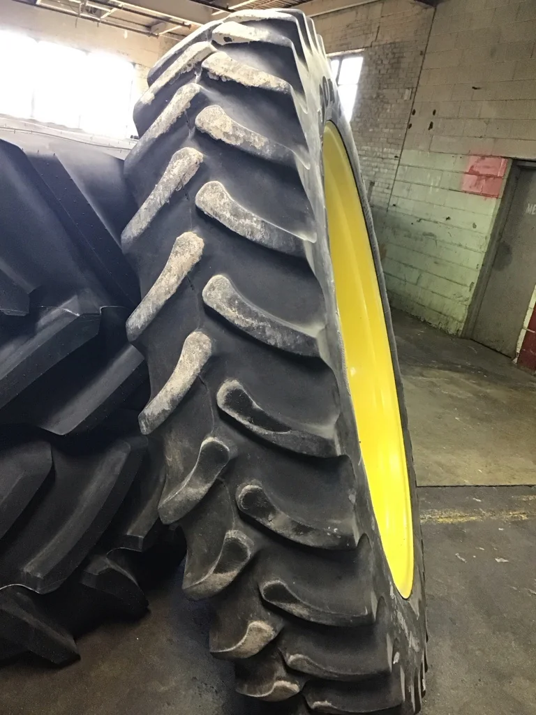 Used 380/90R54 152A8 Firestone Rad 9000 TL R-1W 70-75% on 12 x 54 12-32.047-30.078 R&R Yellow Wheel image 3