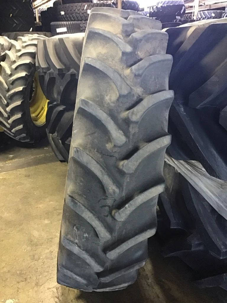 Used 380/80R38 142B Firestone RAD DT TL R-1W 65-70% on 12 x 38 10-13.19-11.07 Waffle 3 Bolt Yellow image 4