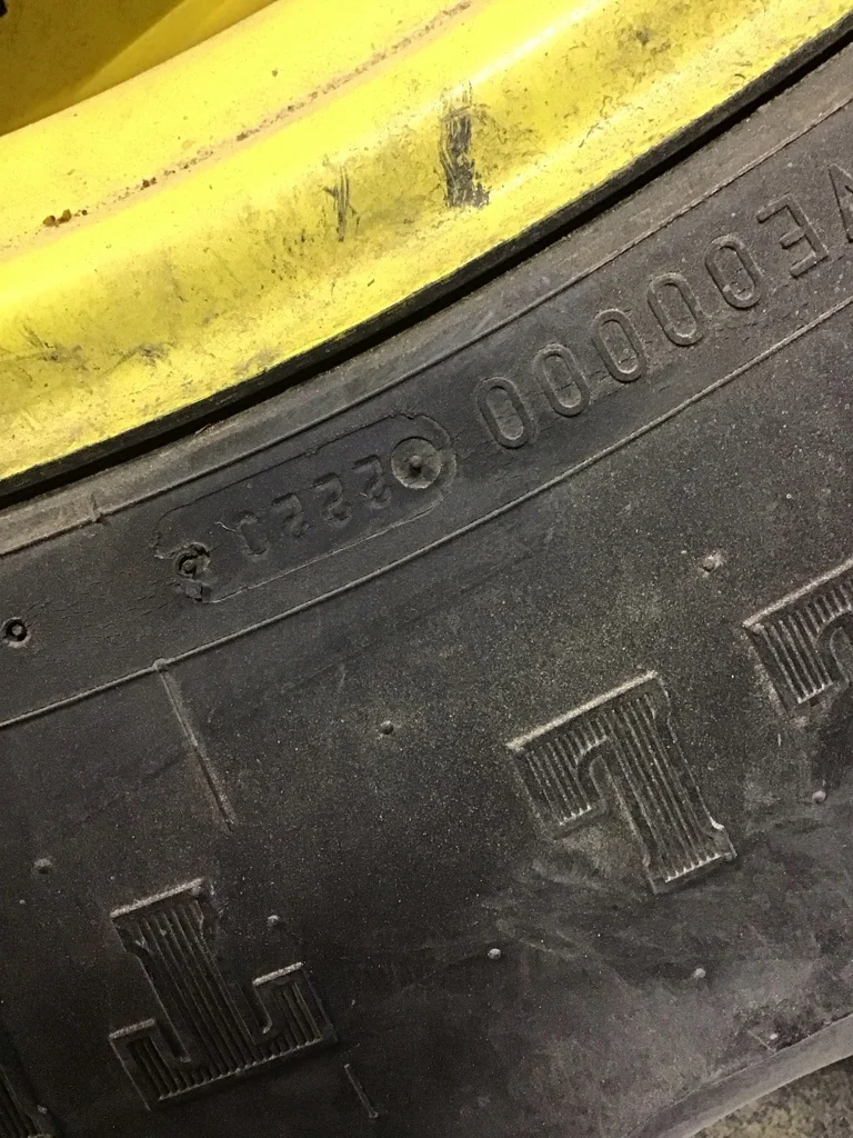 Used 380/80R38 142B Firestone RAD DT TL R-1W 75-80% on 12 x 38 10-13.19-11.07 Waffle 3 Bolt Yellow image 3