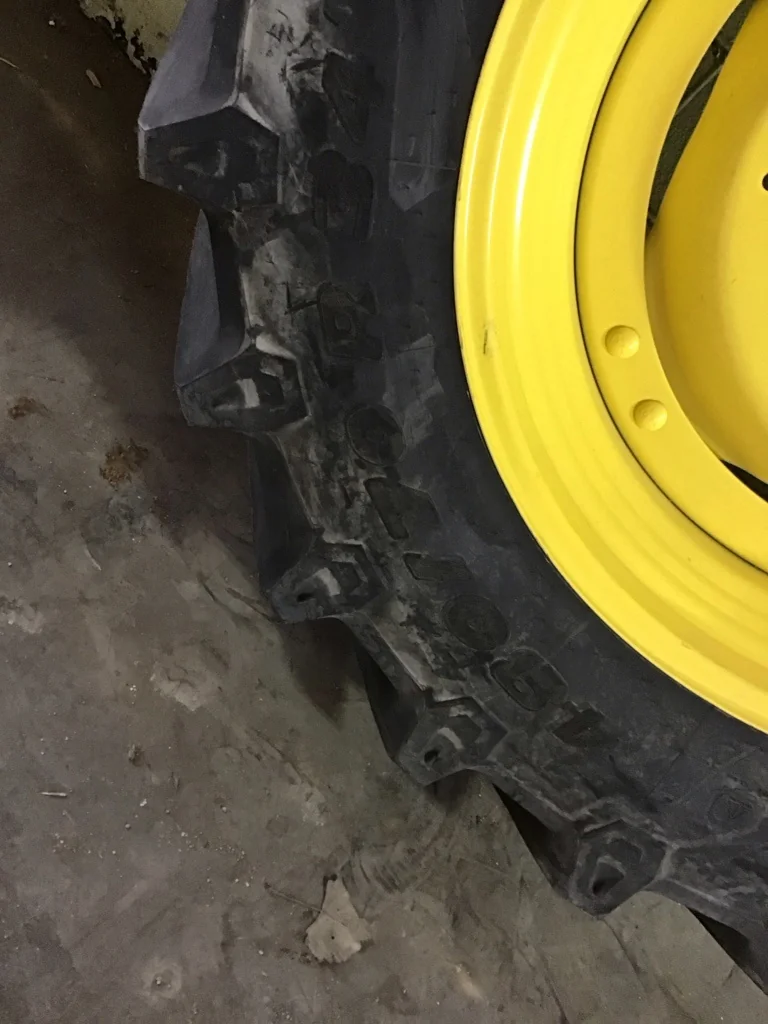 Take-Off 480/70R34 143A8 Trelleborg TM700 R-1W 95-100% 15 x 34 8-8-6 4/2 Yellow Rail Wheel w/ Disc image 2