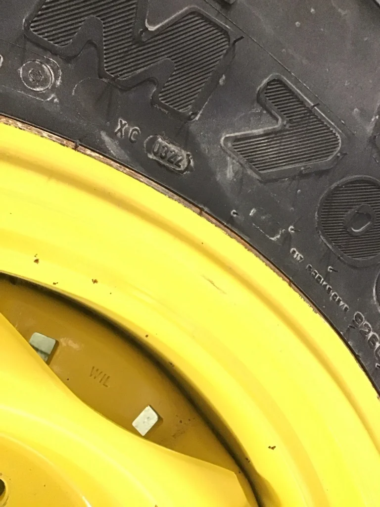 Take-Off 380/70R24 125A8 Trelleborg TM700 TL R-1W 95-100% on 12 x 24 8-10.82-8.78 Waffle 2 Bolt image 4