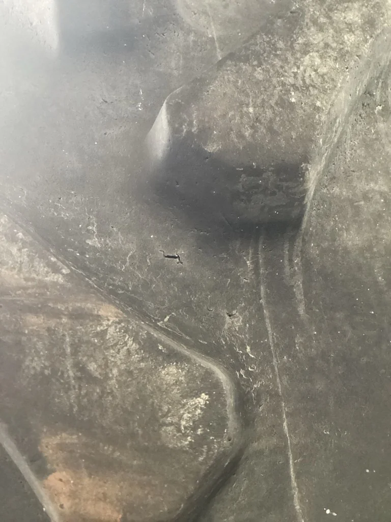 Used 600/65R38 165A8 Firestone R9000 TL R-1W 90-95% On 18 x 38 12-13.976-11.857-1 Titan Solid Wheel image 4