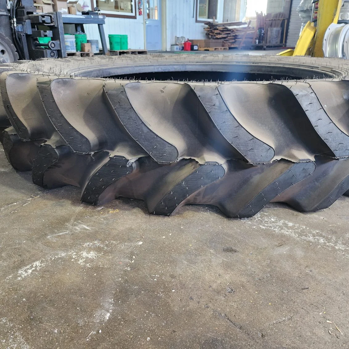 Used IF380/90R46 168D Goodyear Ultra Sprayer TL R-1 80-85% image 5