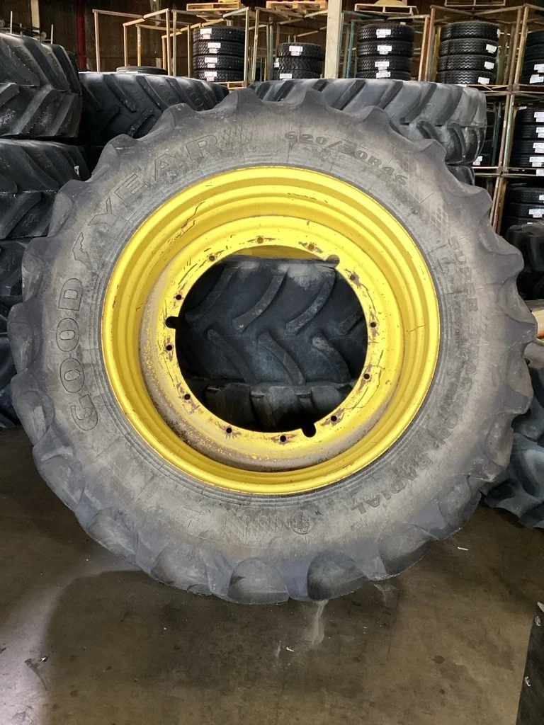Used 620/70R46 176A8 Goodyear STR DT820 TL R-1W 75-80% On 21 x 46 12-32.047-30.078 Titan R&R Yellow