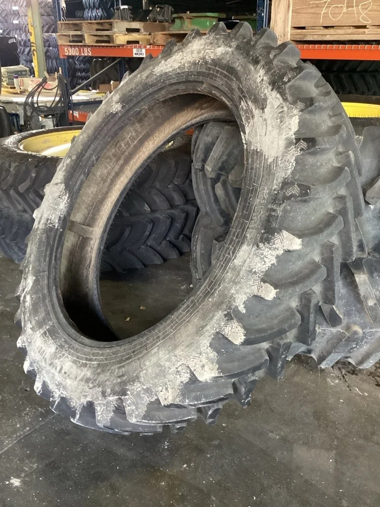 Used 380/90R46 Alliance Tire Only image 2