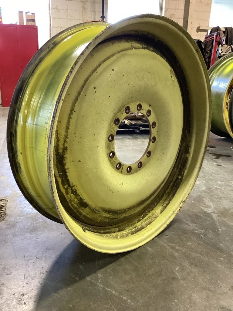 Used 13 x 46 12-13.976-11.857-1 Yellow Bubble Disc Wheel image 2
