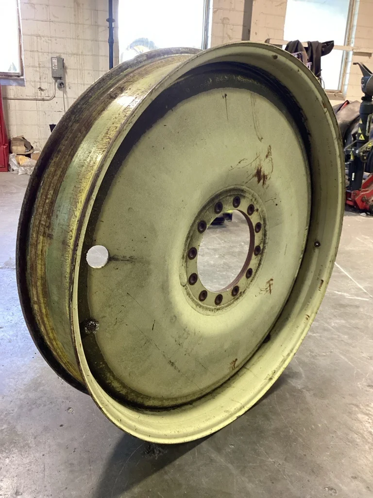 Used 10 x 50 12-13.976-11.857-1 Yellow Bubble Disc Wheel image 2
