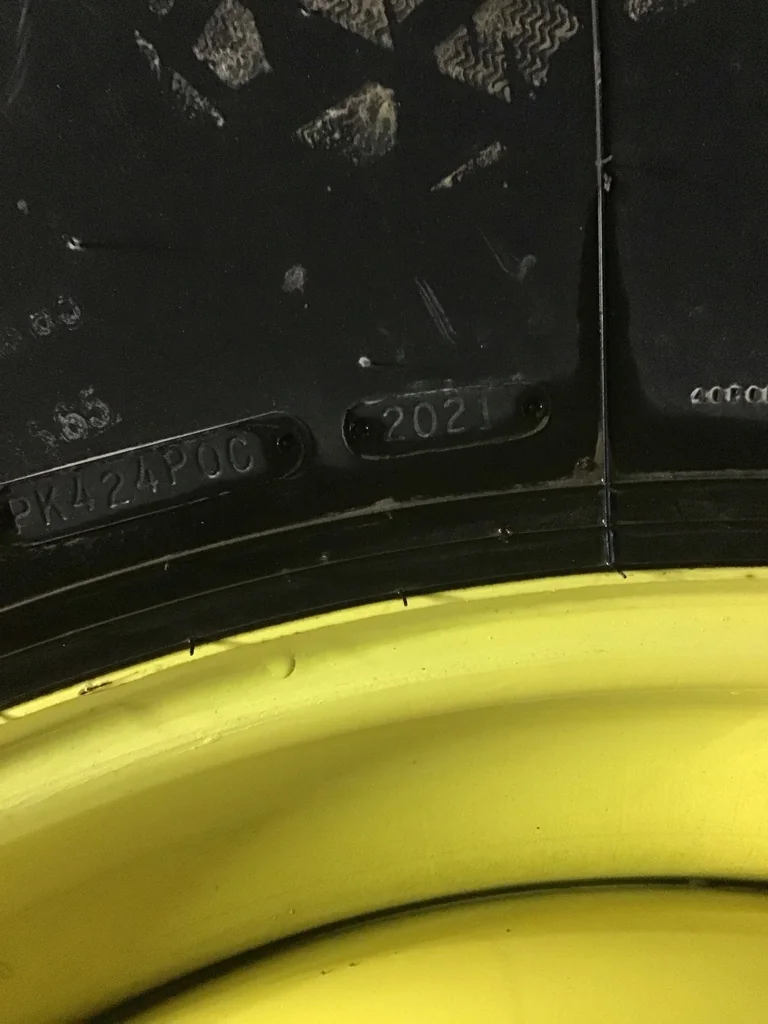 Take-Off 580/85R42 168D Goodyear Optitrac TL R-1W 95-100% on 18 x 42 20-13.189-10.50-16.18 Dolly image 3