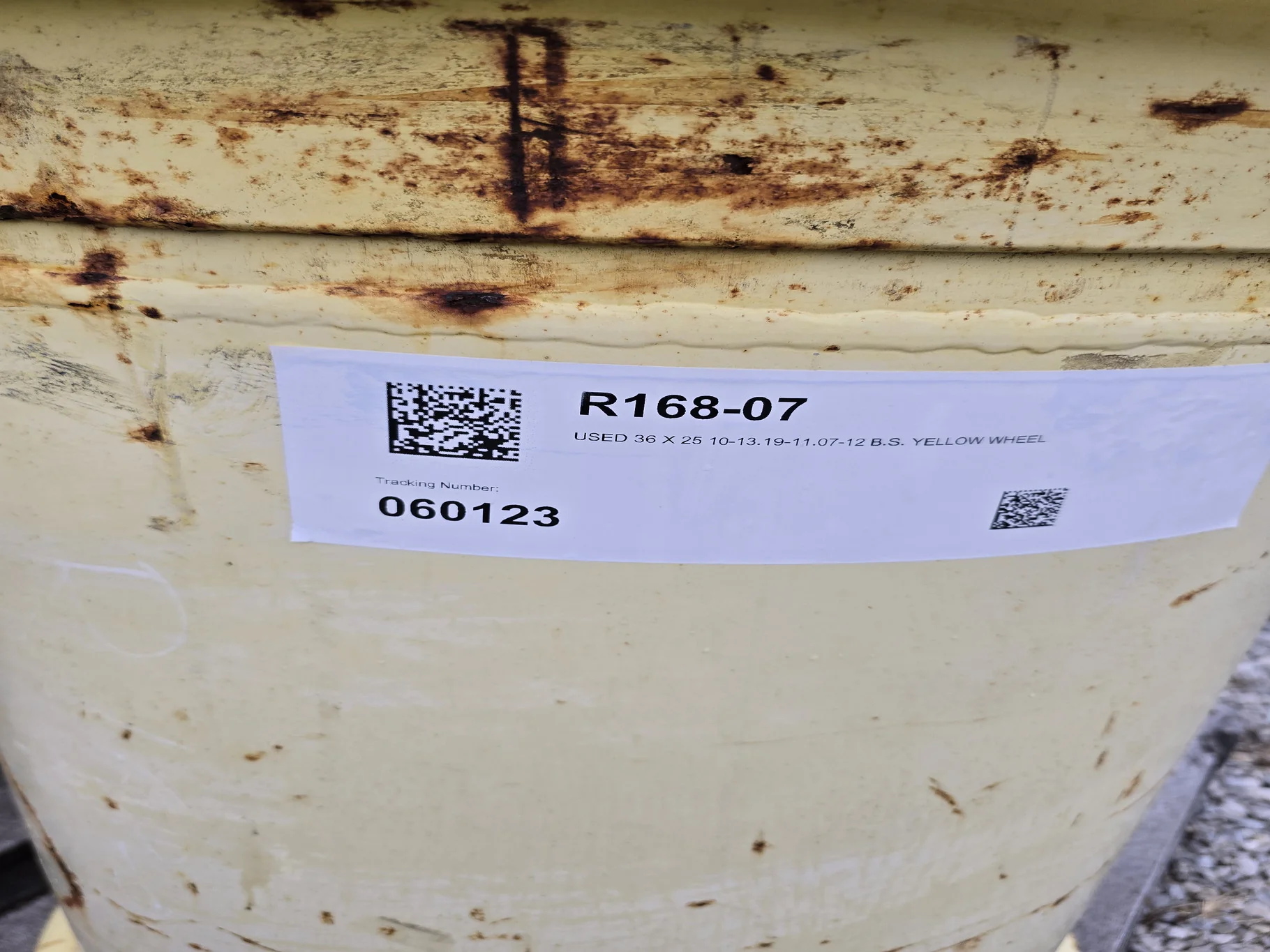 USED 36 X 25 10-13.19-11.07-12 B.S. YELLOW WHEEL