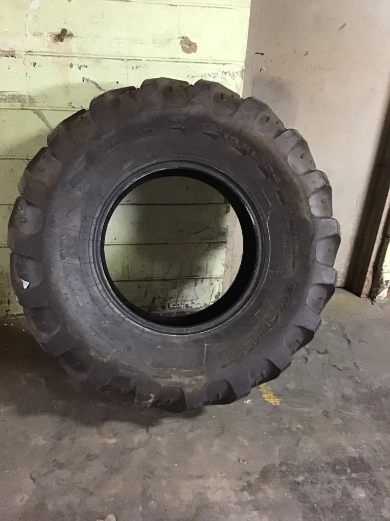 Take-Off 19.5L-24/10 Galaxy EZ Rider TL R-4 95-100%