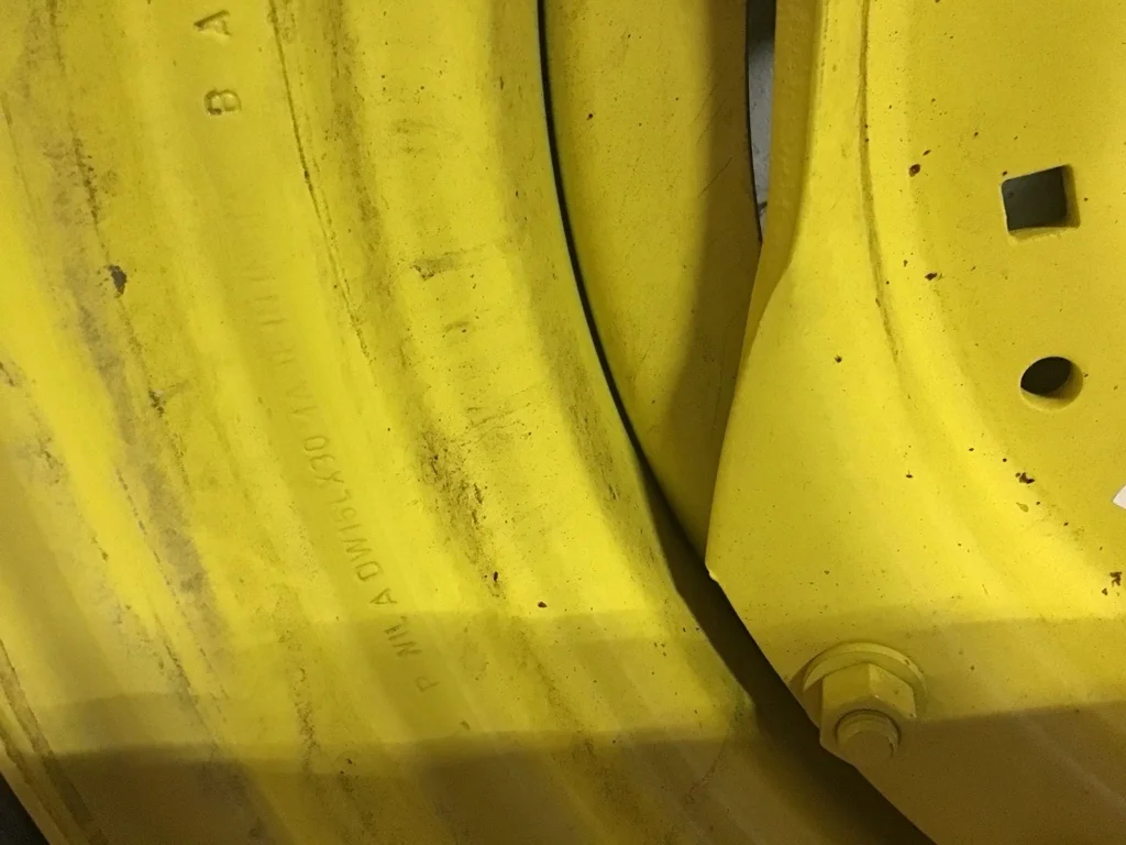 Used 16.9-30/6 Galaxy Agritrac II TL R-1 90-95% on 15 X 30 8-8-6 Waffle Yellow Wheel w/ Disc image 2