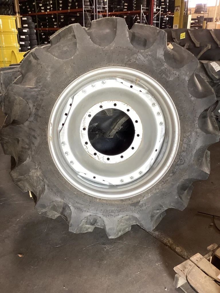 Take-Off 480/70R34 155A8 Goodyear SSG T08 TL R-2 95-100% On 15 x 34 12-16.732-14.640 Waffle w/ Disc