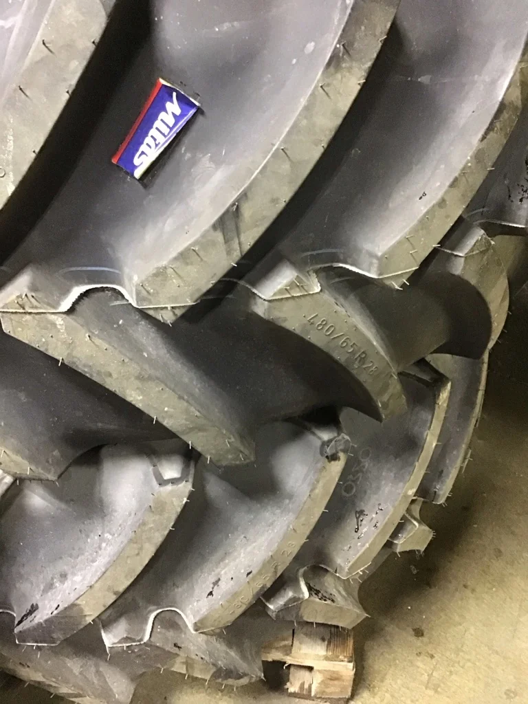 Take-Off 480/65R28 136D Mitas AC65 TL R-1W 95-100% on 14 x 28 8-8-5.625 6 Clamp Agco Silver image 2