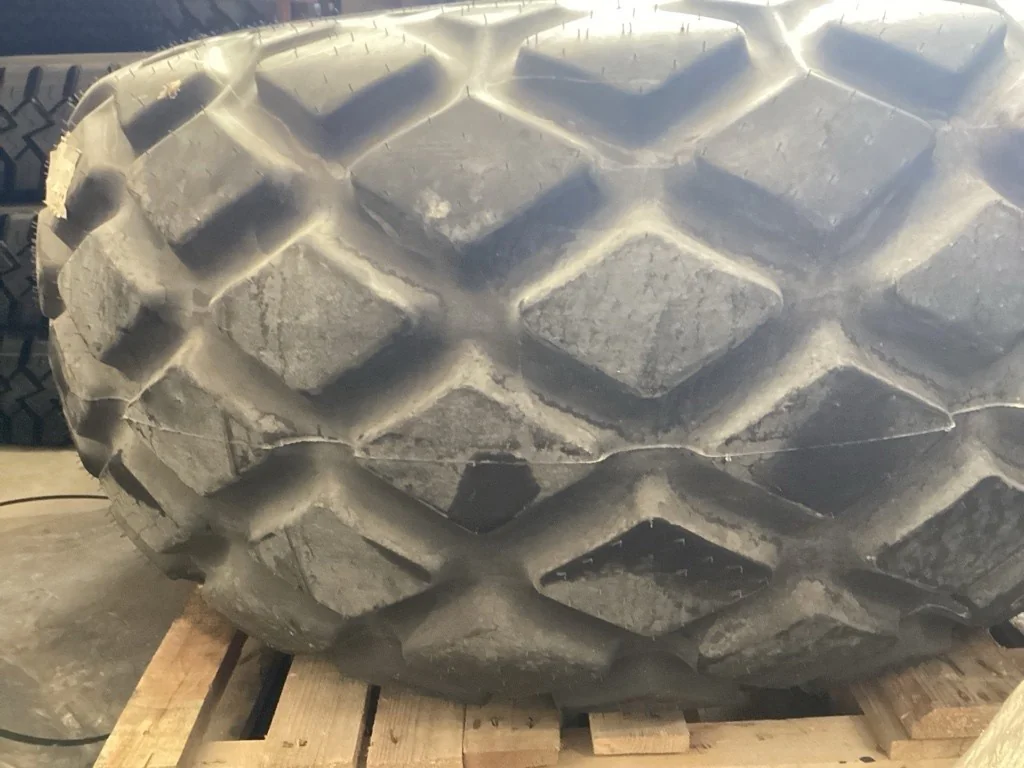 Take-Off 28L-26 16PLY Goodyear All Weather TL R-3 95-100% On 25 x 26 (10-13.19-11.07) Grain Cart image 3