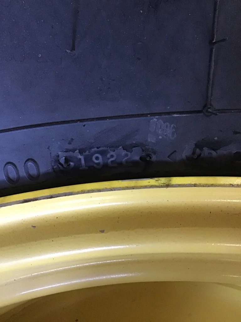 Take-Off 710/70R38 166B Firestone RAD DT TL R-1W 95-100% on 23 x 38 10-13.19-11.07 GKN Yellow image 4