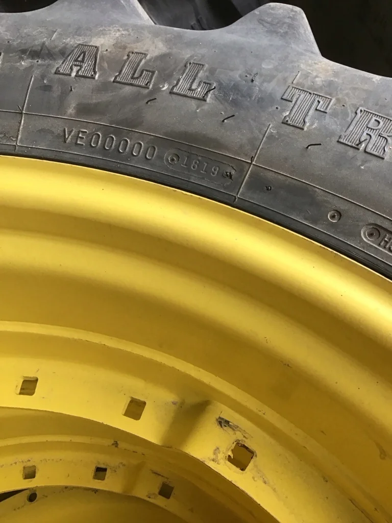 Used IF380/80R38 149B Firestone Radial All Traction DT TL R-1W 65-70% on 12 x 38 24-33.25 Waffle image 5