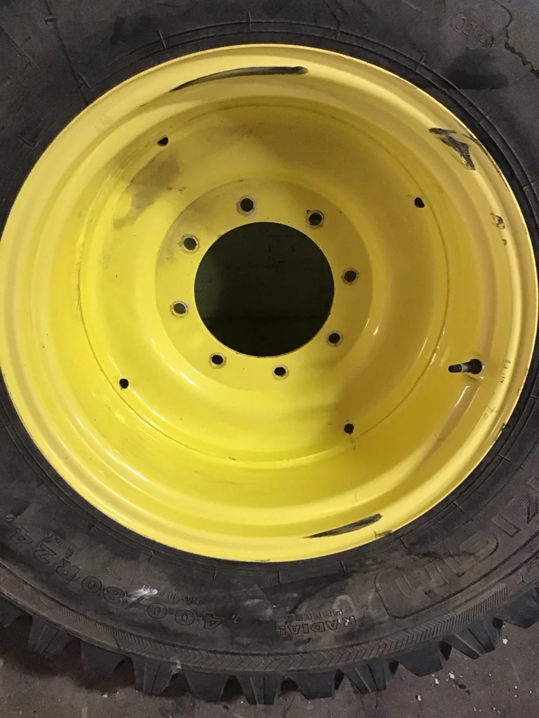 Used 400/80R24 149A8 Nokian TRI 2 TL Multi Use 75-80% on 12 x 24 8-10.82-8.78 Solid Yellow Wheel image 4