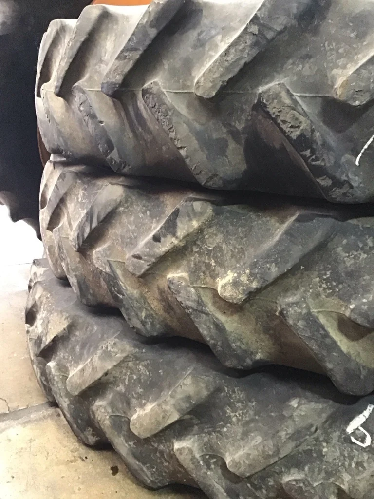 Used 320/90R50 161B Goodyear DT800 TL R-1W 40-45% on 12 x 50 10-13.19-11.07 Hagie Orange Bubble Disc image 4
