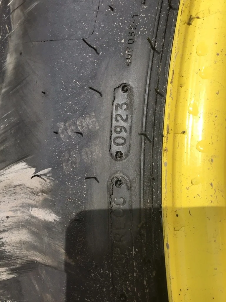 Used 520/85R42 157D Goodyear Optitrac TL R-1W 90-95% On 18 x 42 (20-13.19-10.50) Outside DD image 5