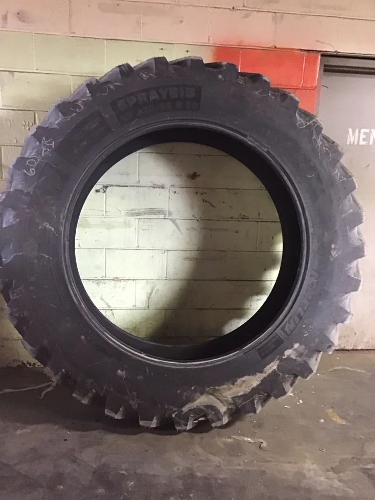 Take-Off VF420/95R50 179D Michelin Spraybib TL R-1S 95-100%