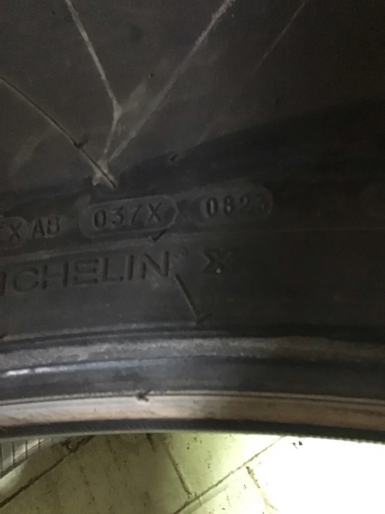 Take-Off VF420/95R50 179D Michelin Spraybib TL R-1S 95-100% image 2