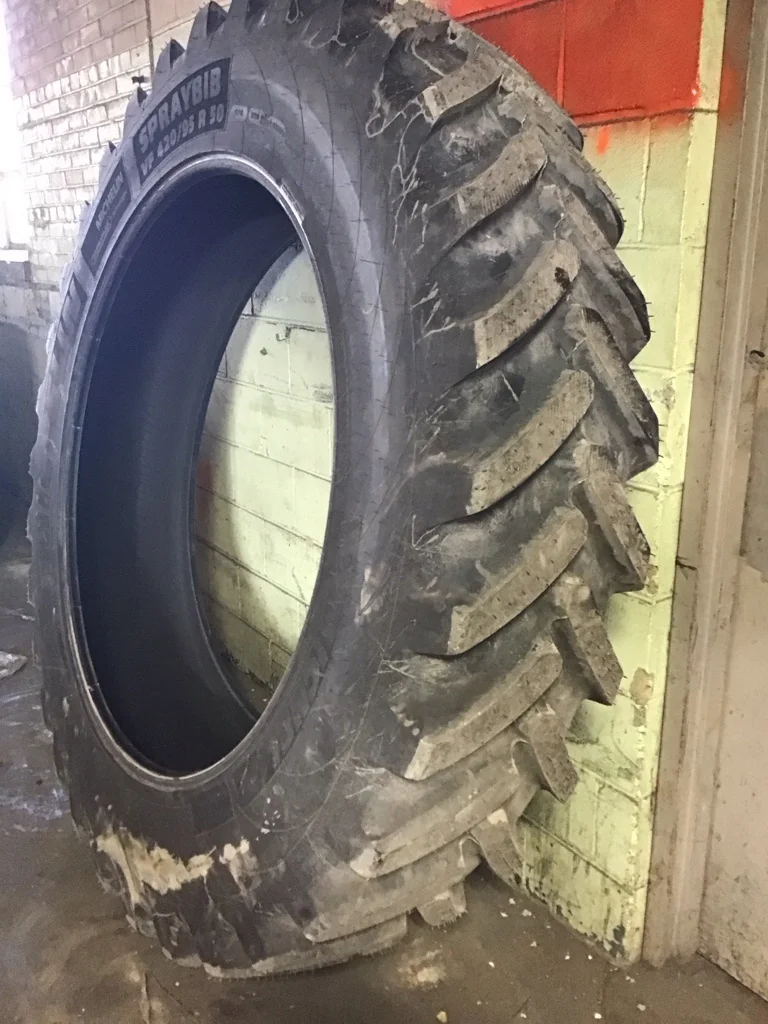 Take-Off VF420/95R50 179D Michelin Spraybib TL R-1S 95-100% image 4