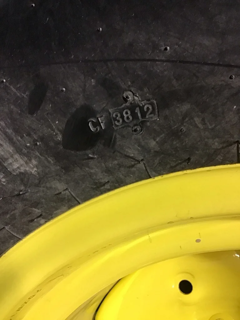 Take-Off 44x18.00-20 133A3 Titan Multi Trac C/S R-3 TL 95-100% on 14 x 20 8-8-6 Solid Yellow Wheel image 4