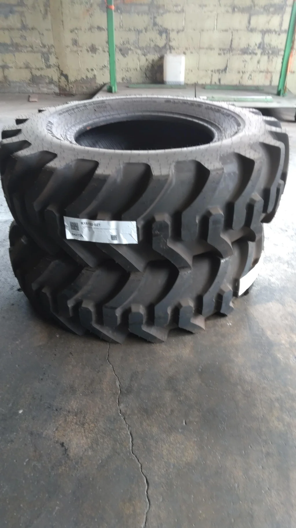 Take-Off 440/80-24 138A8 Galaxy Super Industrial Lug TL R-4 95-100% image 5