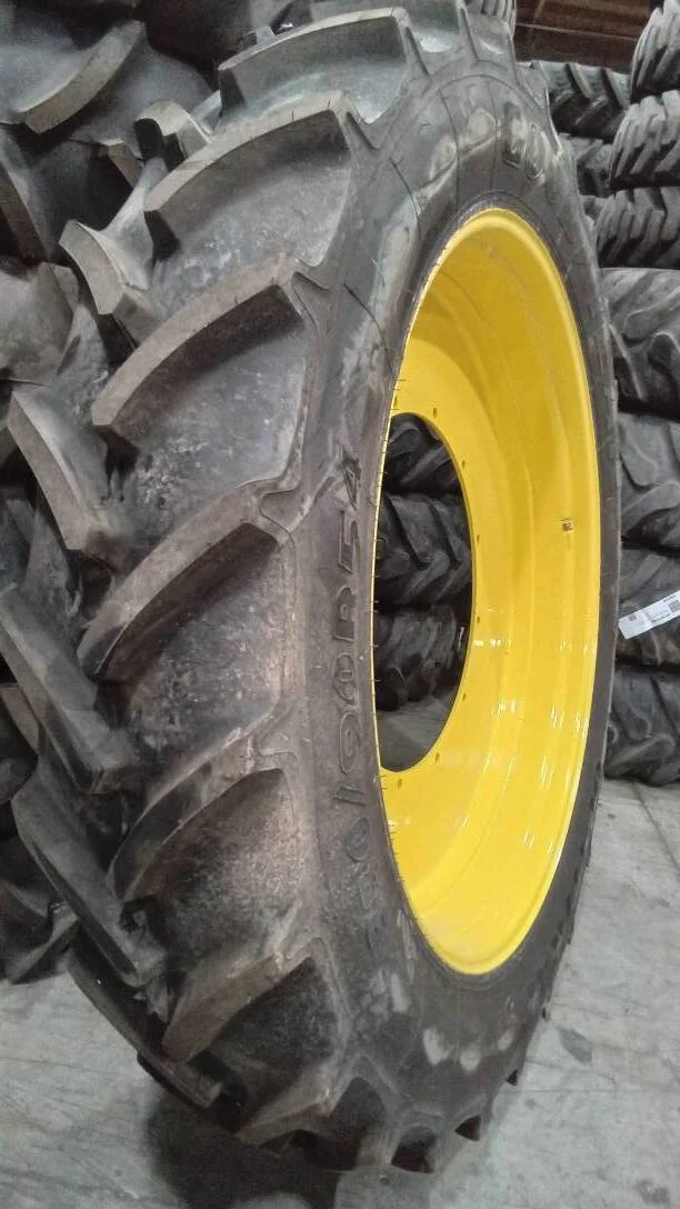 Take-Off 380/90R54 152D Goodyear Optitrac TL R-1W 95-100% On 12 x 54 (12-32.047-30.078) Rim & Rail image 2