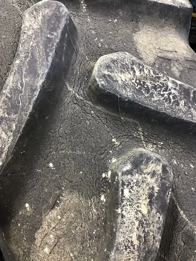 Used 420/85R34 142A8 Alliance Farm Pro II TL R-1W 55-60% on 13 x 34 12-16.732-14.620 Waffle 2 Bolt image 5