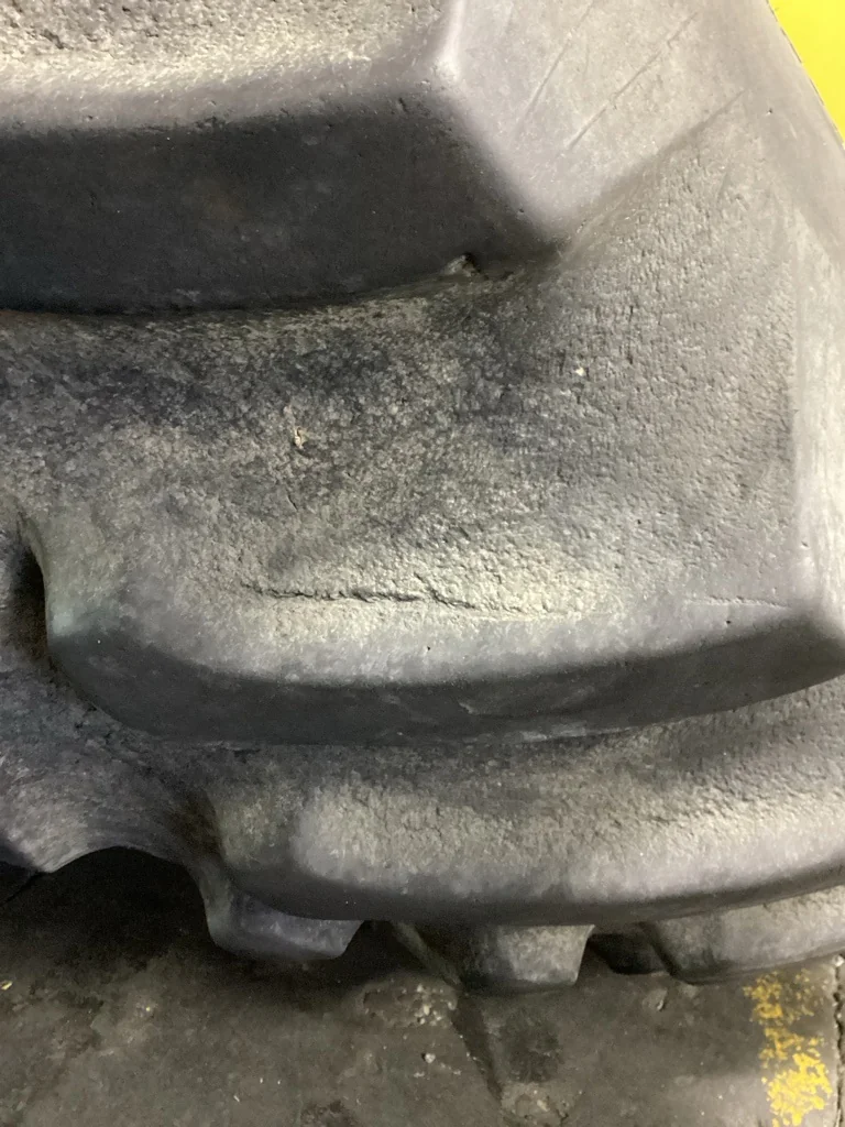 Used 520/85R42 157A8 Titan Hi-Traction Lug R-1 TL 70-75% On 18 x 42 10-13.18-11.09-14.4 Dolly Dual image 4