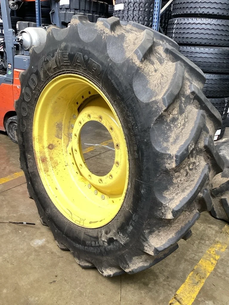 Used 480/70R34 155A8 Goodyear Super Traction Radial DT810 TL R-1W 70-75% On 15 x 34 (12-16.732-14.62 image 2