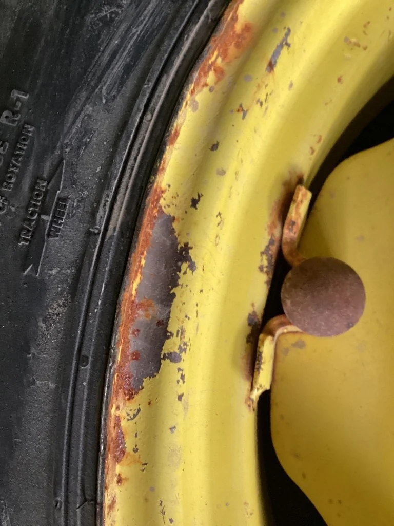 Used 9.5-24 6 ply Titan Hi-Traction Lug TL R-1 50-55% on 8 x 24 6 Clamp Wheel & Disc (8-10.82-8.78) image 9