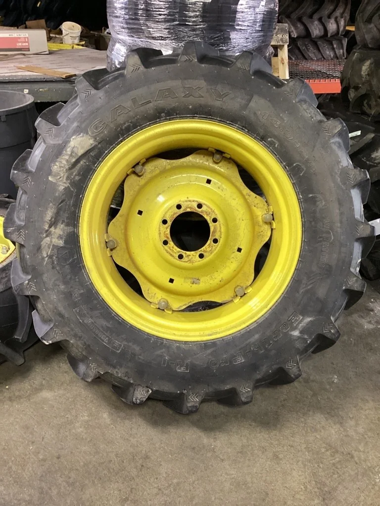 Take-Off 14.9-28 8 Ply Galaxy Earth Pro TL R-1 95-100% On 12 x 28 6 Clamp Wheel/Disc (8-8-6)