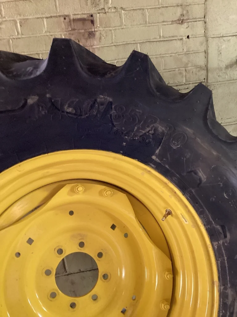 Take-Off 460/85R30 145A8 BKT AgriMax RT855 TL R-1W 95-100% on 15 x 30 8-8-6 4/2 Rail Yellow Wheel w/ image 2