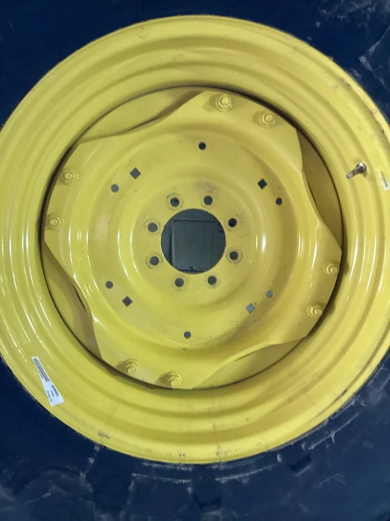 Take-Off 460/85R30 145A8 BKT AgriMax RT855 TL R-1W 95-100% on 15 x 30 8-8-6 4/2 Rail Yellow Wheel w/ image 4