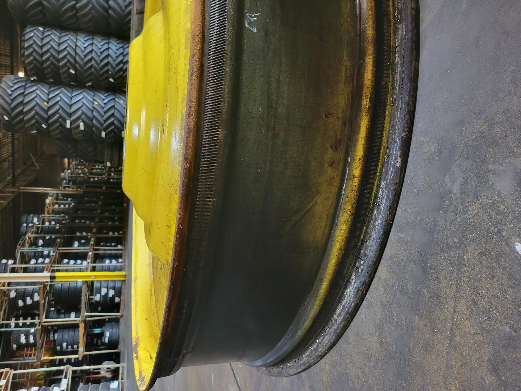 Used 12 x 54 Titan (10-13.19-11.07) Dual Wheel (Mild Rust) image 3
