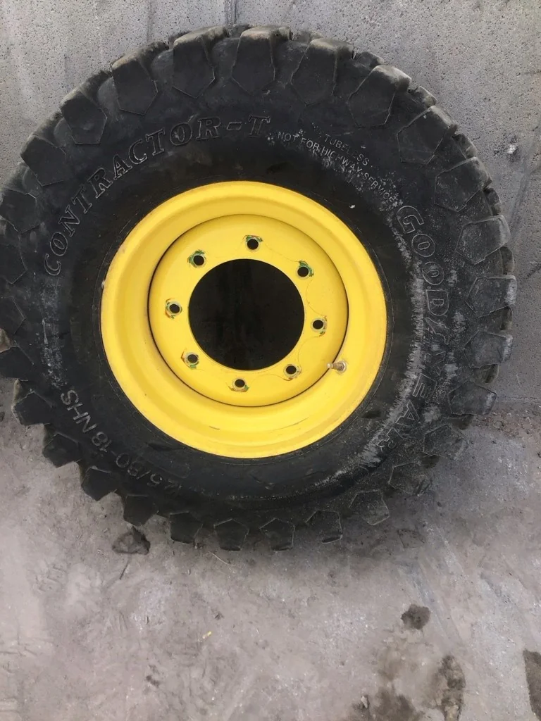 Used 12.5/80-18 6Ply Goodyear Contractor-T TL R-4 75-80% On 9 x 18 (8-10.82-8.78) Implement Wheel