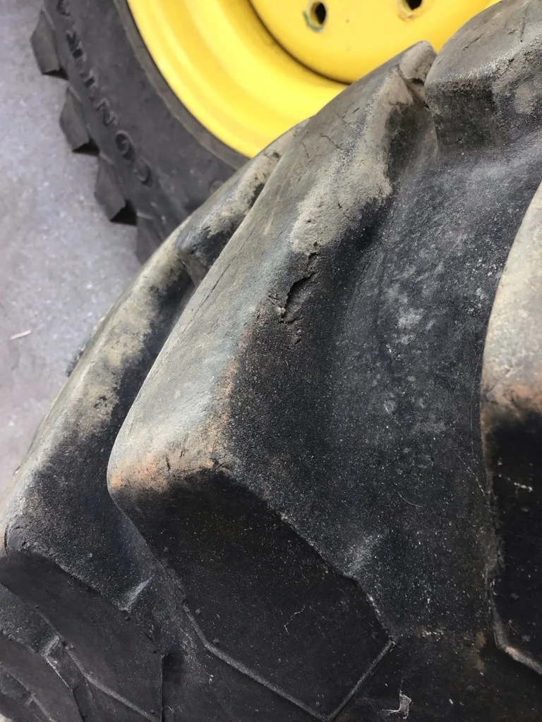 Used 12.5/80-18 6Ply Goodyear Contractor-T TL R-4 75-80% On 9 x 18 (8-10.82-8.78) Implement Wheel image 6