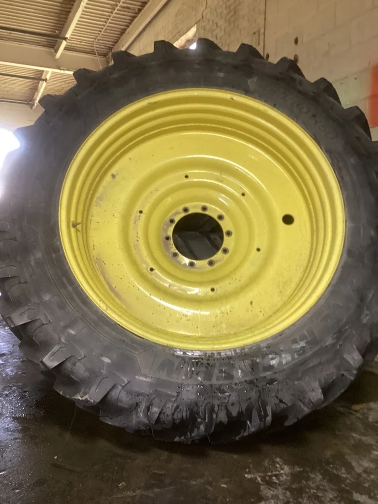 Used 480/80R50 159A8 Michelin Agribib 2 TL R-1W 70-75% On 15 x 50 10-13.19-11.07 Dual Yellow Wheel
