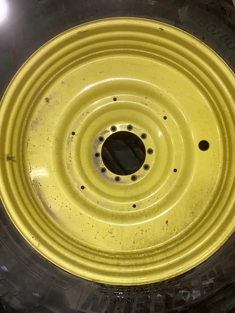 Used 480/80R50 159A8 Michelin Agribib 2 TL R-1W 70-75% On 15 x 50 10-13.19-11.07 Dual Yellow Wheel image 3