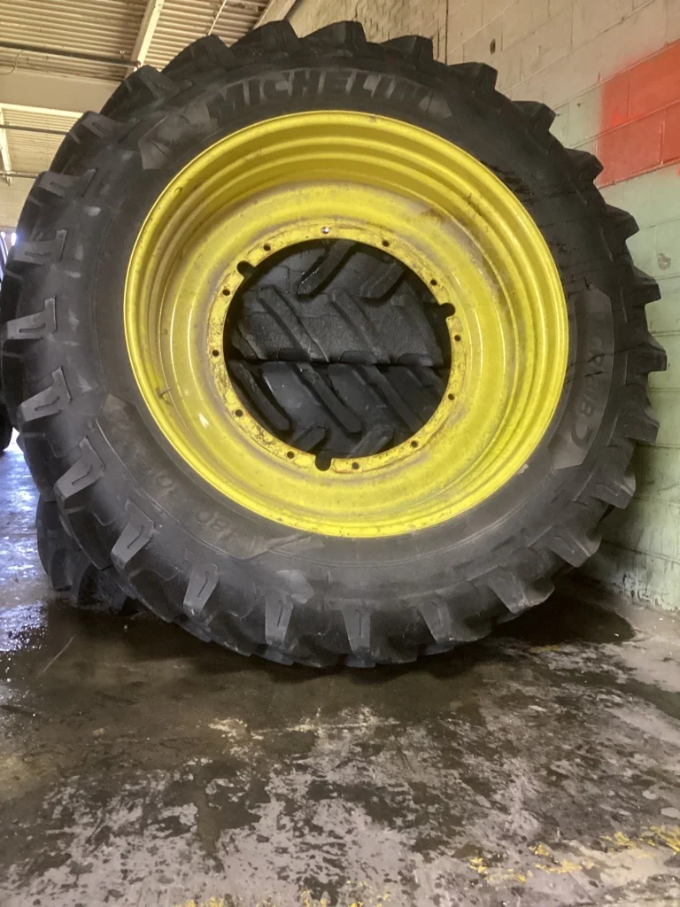 Used 480/80R50 159A8 Michelin Agribib 2 TL R-1W 70-75% On 15 x 50 12-32.047-30.078 R&R Yellow Wheel